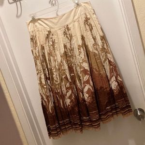 ElieTahari Floral Dipped Pleated Embroidered Skirt